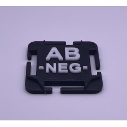 Attache molle groupe sanguin en PLA noir et blanc